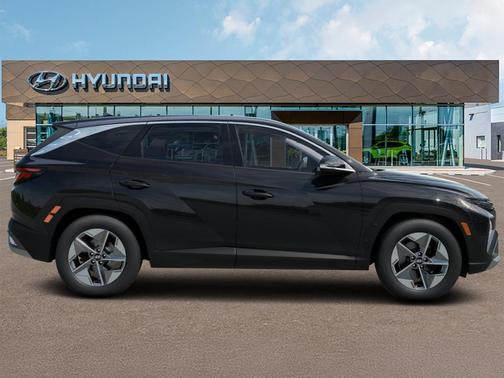 2026 Hyundai TUCSON Hybrid 