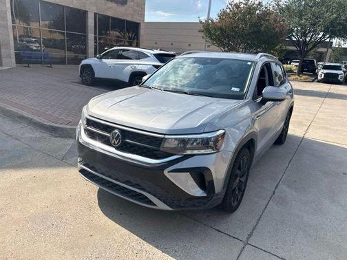 Pyrite Silver Metallic 2023 Volkswagen Taos 1.5T SE