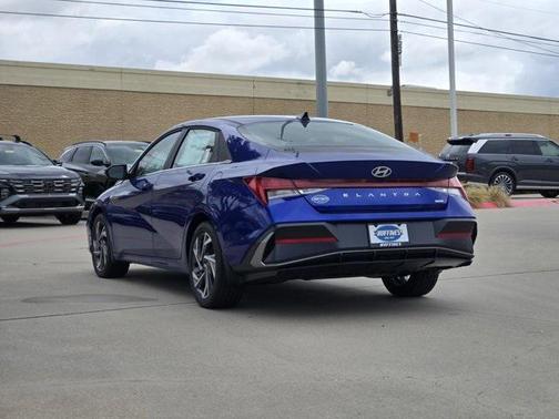 2025 Hyundai ELANTRA HEV Limited