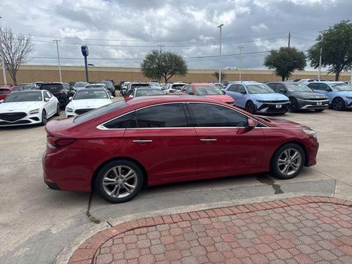 Scarlet Red 2018 Hyundai SONATA Limited