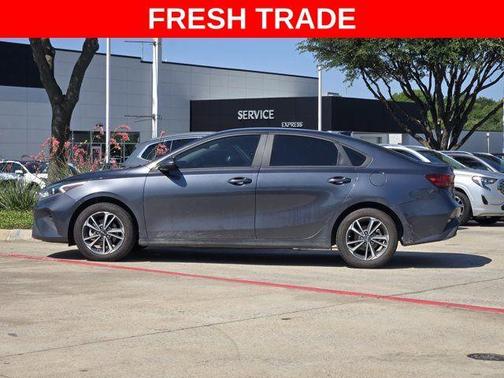 Gray 2024 Kia Forte LXS