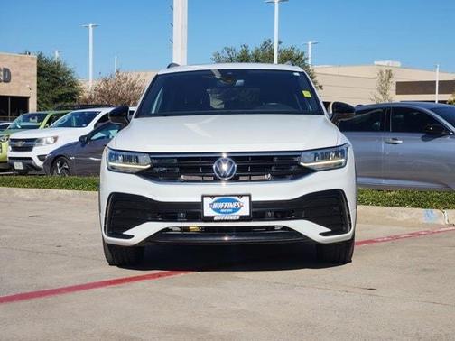 2023 Volkswagen Tiguan 2.0T SE R-Line Black