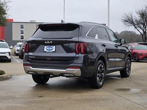 2025 Kia Sorento S