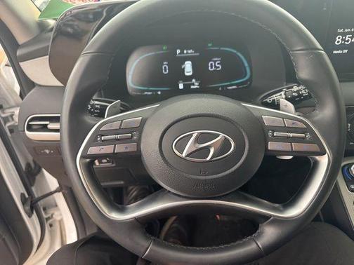 White 2024 Hyundai PALISADE SEL