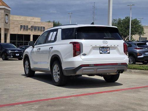 White 2024 Hyundai PALISADE SEL