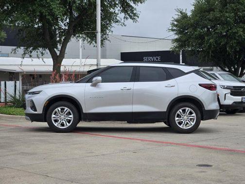 Silver Ice Metallic 2019 Chevrolet Blazer 1LT