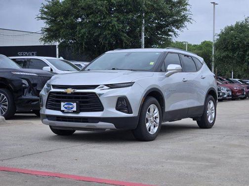 Silver Ice Metallic 2019 Chevrolet Blazer 1LT