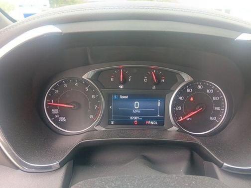 Silver Ice Metallic 2019 Chevrolet Blazer 1LT