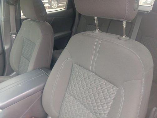 Silver Ice Metallic 2019 Chevrolet Blazer 1LT