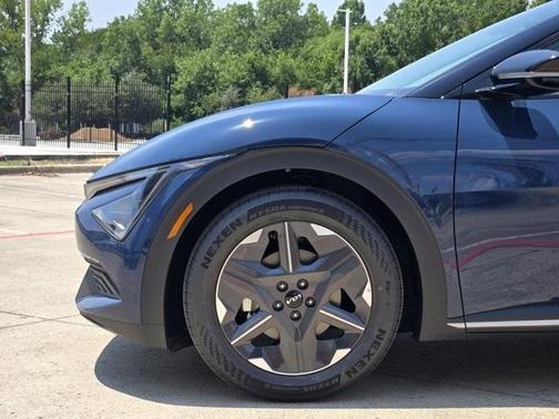 2025 Kia EV6 Light Long Range