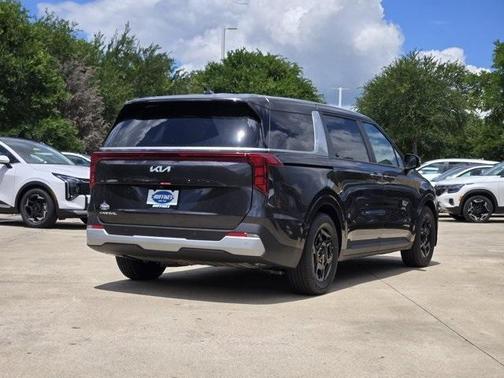 2025 Kia Carnival LXS