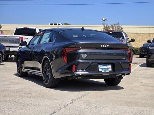 2025 Kia K4 GT-Line Turbo