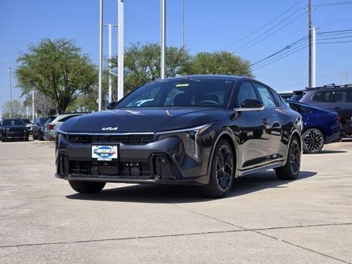 2025 Kia K4 GT-Line Turbo