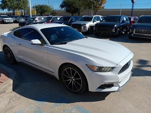 2016 Ford Mustang EcoBoost Premium