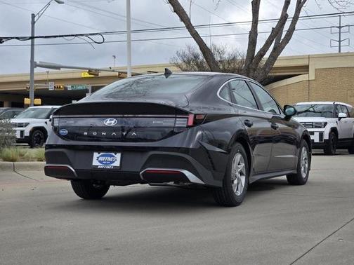 2026 Hyundai SONATA SE