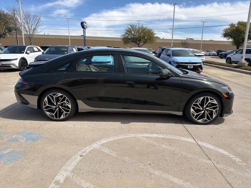 2024 Hyundai IONIQ 6 SEL