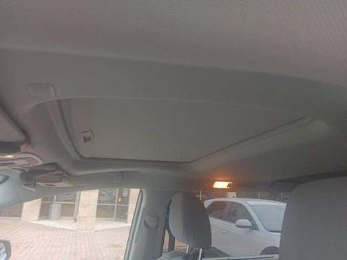 2022 Toyota Sienna LE