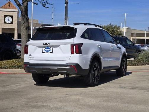 2025 Kia Sorento X-Line EX