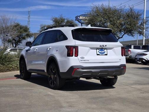 2025 Kia Sorento X-Line EX