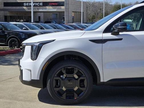 2025 Kia Sorento X-Line EX