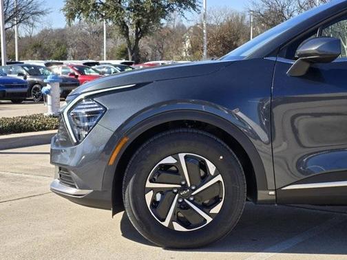 2025 Kia Sportage Hybrid LX