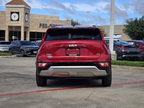 2023 Kia Niro SX