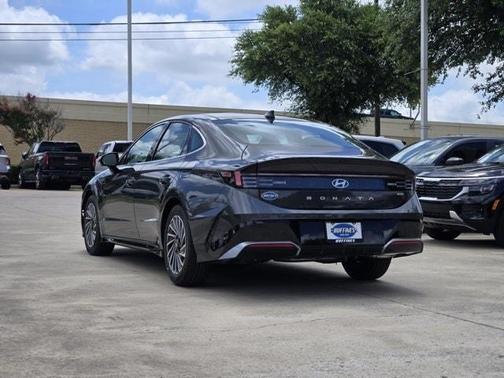 2025 Hyundai SONATA Hybrid Limited