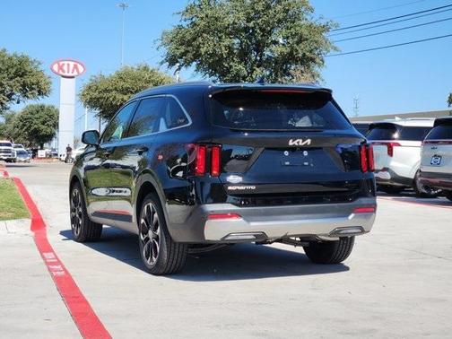 2026 Kia Sorento EX