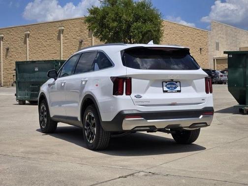 2025 Kia Sorento S