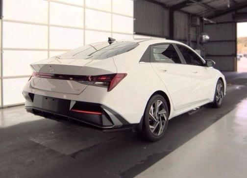 White 2025 Hyundai ELANTRA Limited