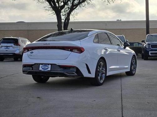2022 Kia K5 EX