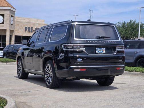 Diamond Black 2022 Jeep Grand Wagoneer Series III