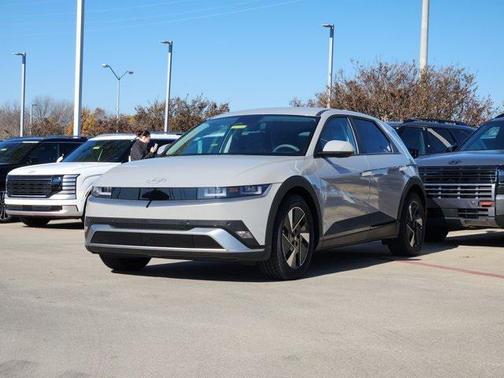 2026 Hyundai IONIQ 5 SE