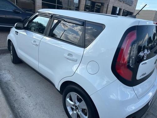 2018 Kia Soul Base