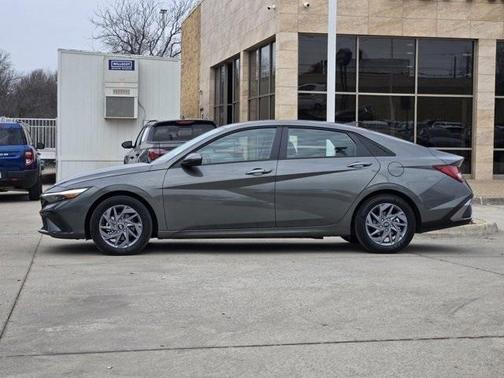 2025 Hyundai ELANTRA HEV Blue