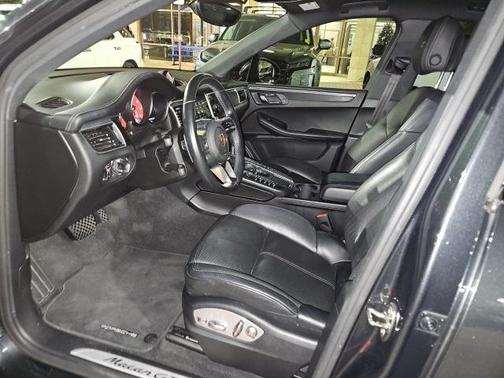 2017 Porsche Macan GTS