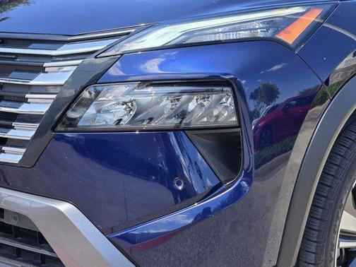 Deep Ocean Blue 2024 Nissan Rogue SL