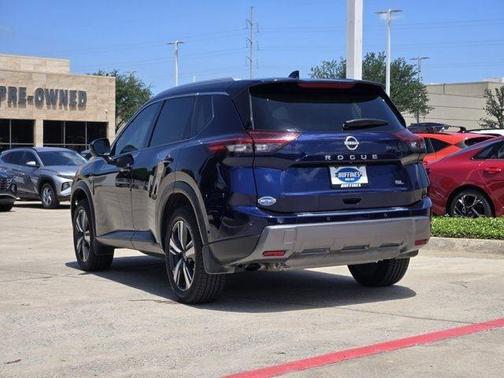Deep Ocean Blue 2024 Nissan Rogue SL