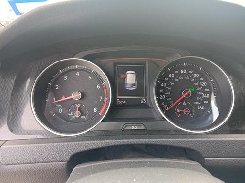 2016 Volkswagen Golf GTI Autobahn w/ Performance 4-Door