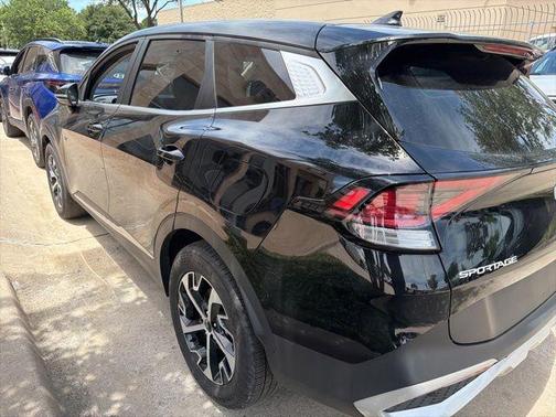 Ebony Black 2025 Kia Sportage EX