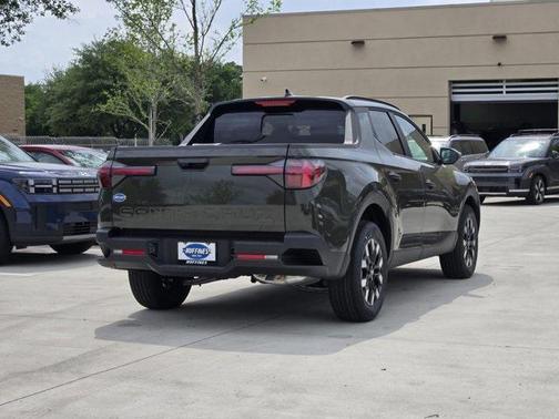2025 Hyundai SANTA CRUZ SEL Activity