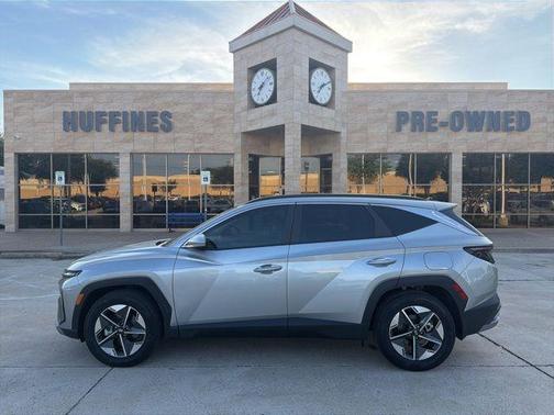 Shimmering Silver 2025 Hyundai TUCSON SEL Convenience