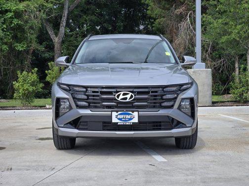 Shimmering Silver 2025 Hyundai TUCSON SEL Convenience