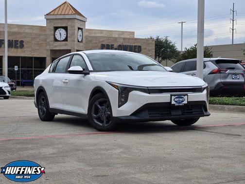 Snow White Pearl 2026 Kia K4