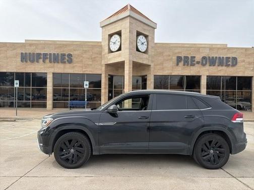 2022 Volkswagen Atlas Cross Sport 2.0T SE w/Technology