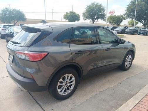 2022 Ford Escape S