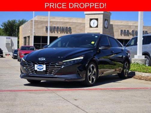 Onyx Black 2023 Hyundai ELANTRA Limited