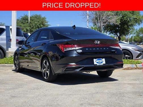Onyx Black 2023 Hyundai ELANTRA Limited
