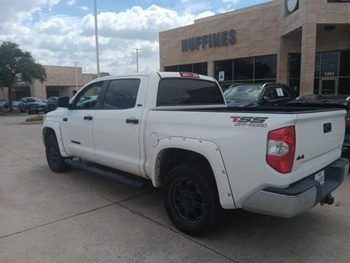 2016 Toyota Tundra SR5