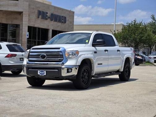 2016 Toyota Tundra SR5